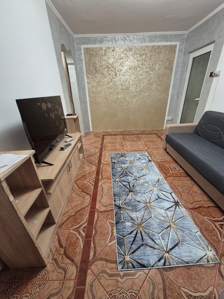 Braila Inchiriez apartament 2 camere et. 1 zona apollo